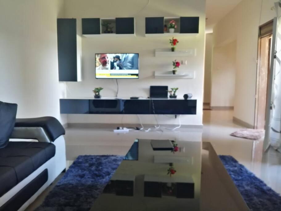 Spacious Zamtel Flat Lusaka Ngoại thất bức ảnh